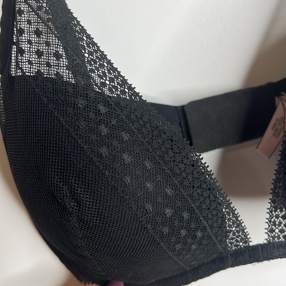 Victoria’s Secret Plunge Solid Black Lace Bra - Picture 3 of 9